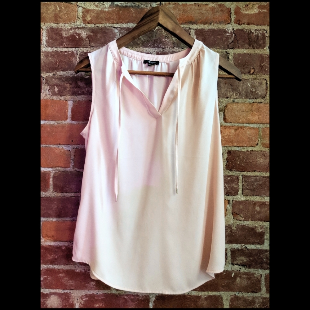 Ann Taylor Sleeveless Peach Blouse